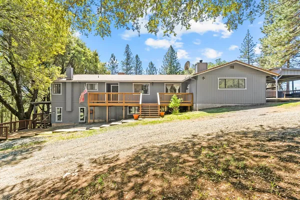 $569,000 | 8581 Highway 193, Garden Valley, CA 95633