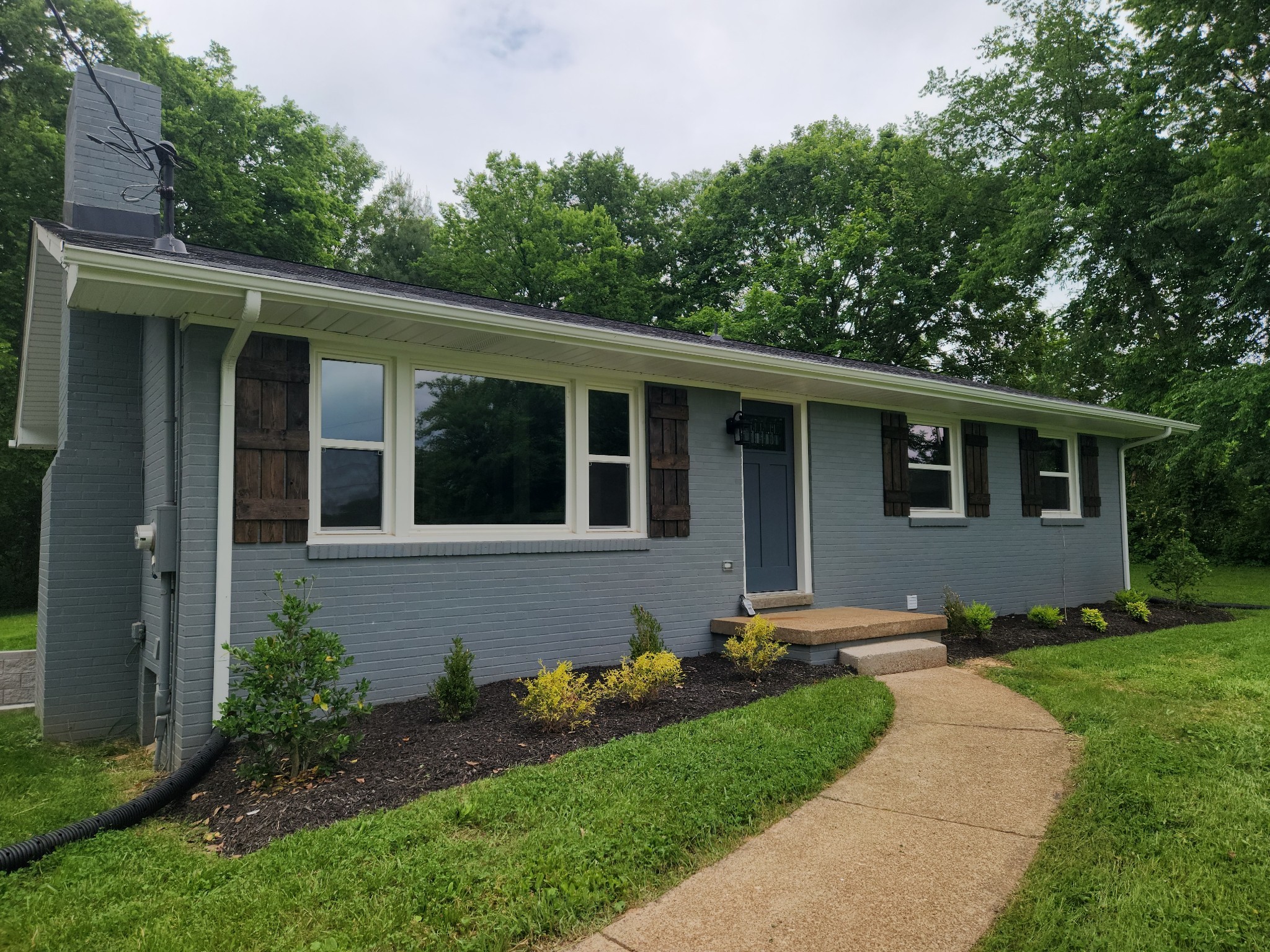 979 Old Mack Road Clarksville, TN 37040 - Photo 2 of 62 Gallery Image 2