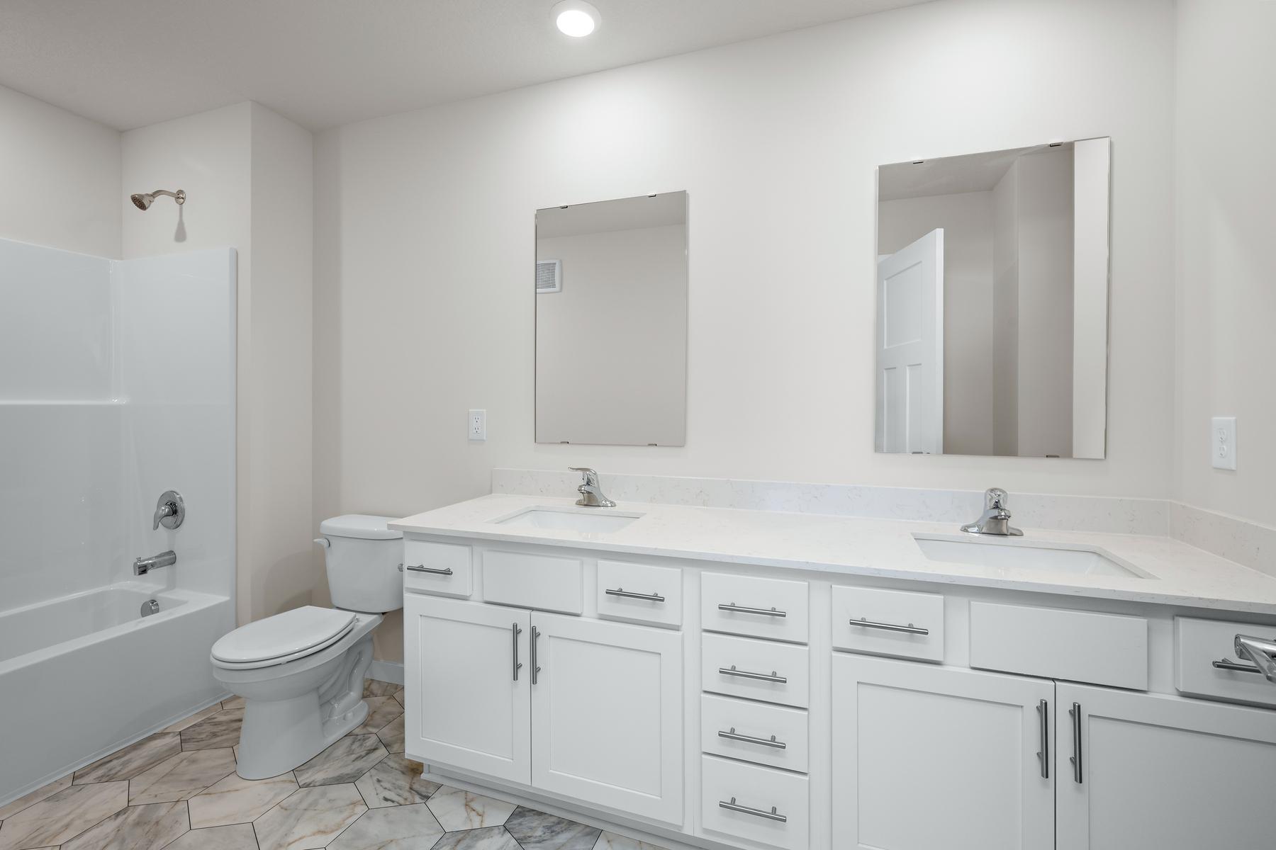 621 Redwood Loop North Cambridge, MN 55008 - Photo 19 of 22