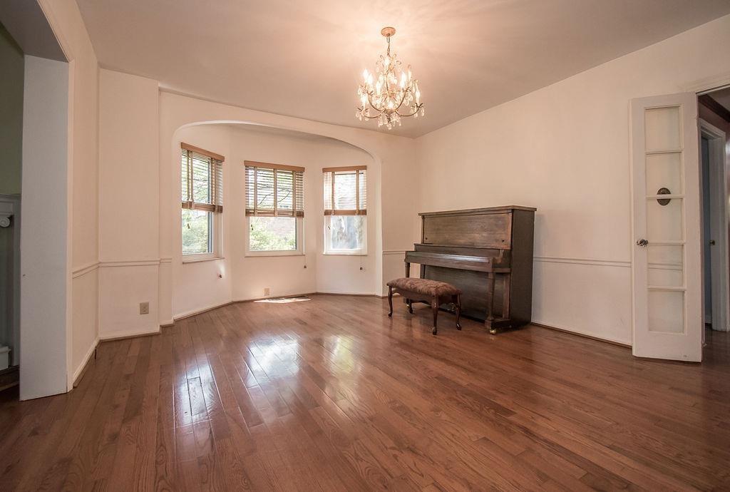 1518 Nagel Road Cincinnati, OH 45255 - Photo 8 of 42 Gallery Image 8