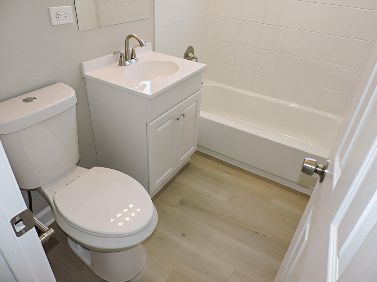 2440 River Road, Unit 1E River Grove, IL 60171 - Photo 16 of 16 Gallery Image 16