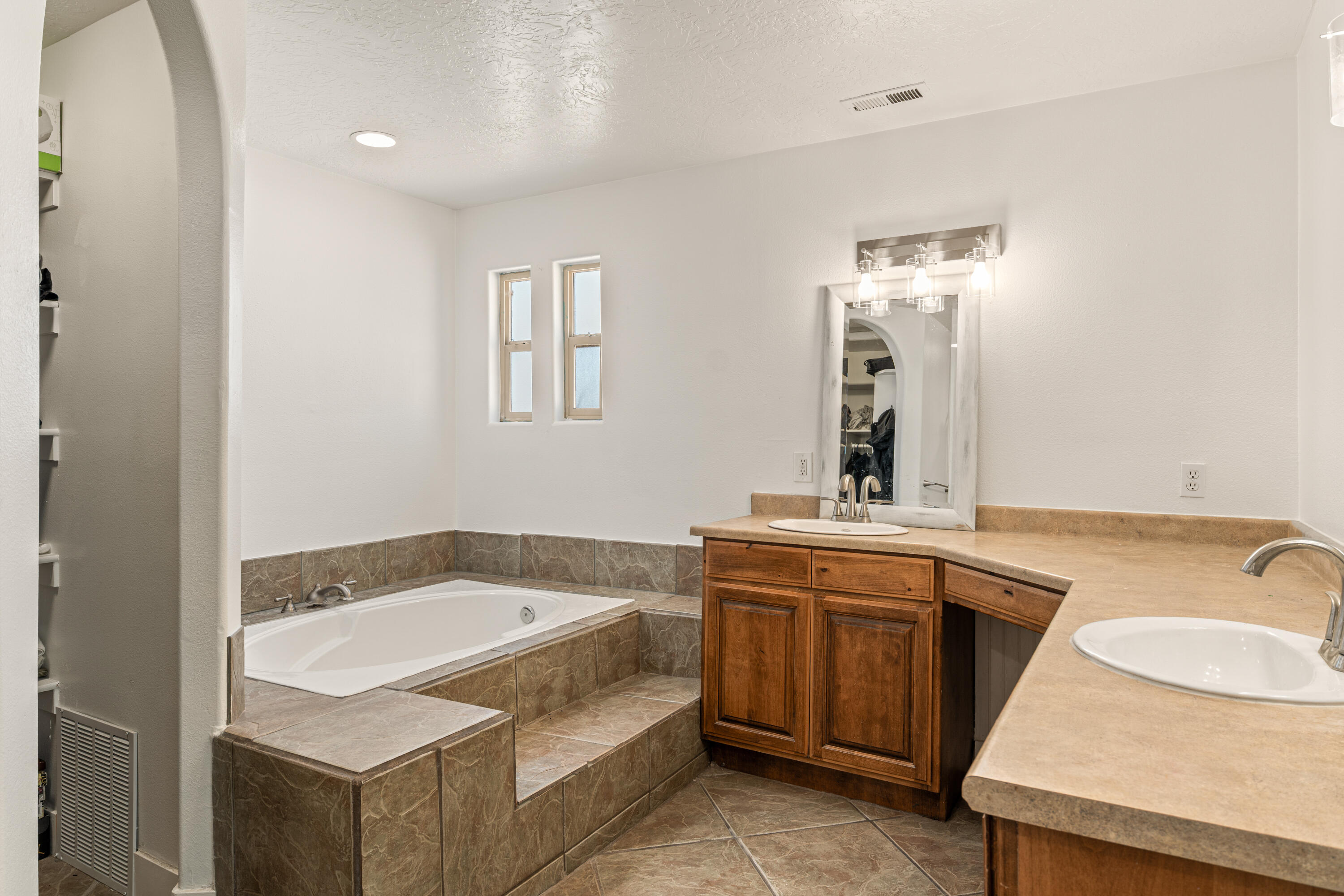1892 Golden Delicious Apple Valley, UT 84737 - Photo 20 of 58 20-L1071098
