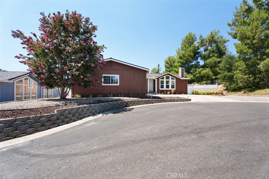 2239 Black Canyon Road, Unit 74 Ramona, CA 92065 - Photo 2 of 26