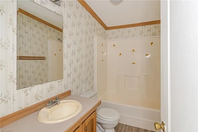 $199,800 | 367 Wedgewood Drive, Lexington, NC 27292