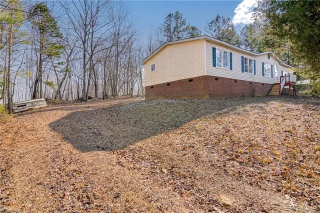 $199,800 | 367 Wedgewood Drive, Lexington, NC 27292