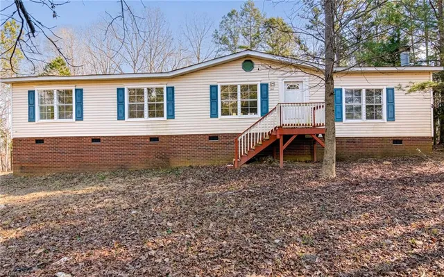 $199,800 | 367 Wedgewood Drive, Lexington, NC 27292