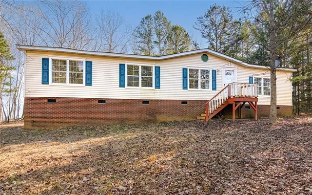 $199,800 | 367 Wedgewood Drive, Lexington, NC 27292