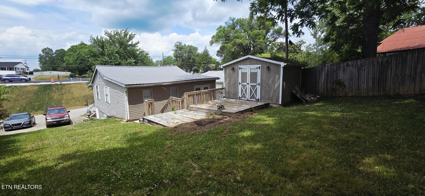 218 North Cross Street Oneida, TN 37841 - Photo 28 of 29 20260520_122606