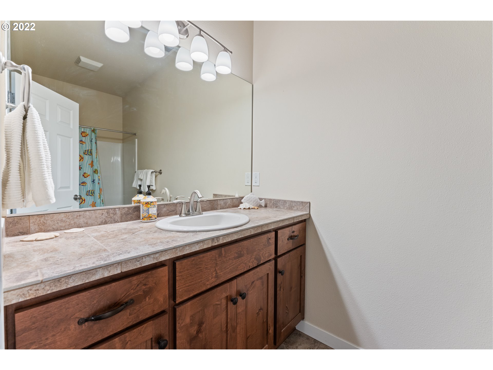 233 Stuart Field Lane Ariel, WA 98603 - Photo 12 of 31 Gallery Image 12