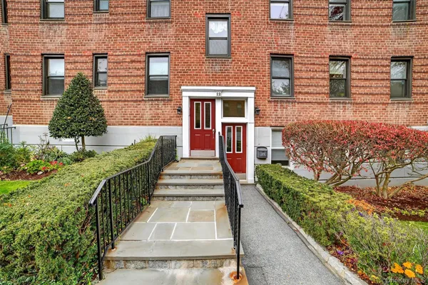 $315,000 | 14 South Broadway, Unit 121A, Irvington, NY 10533
