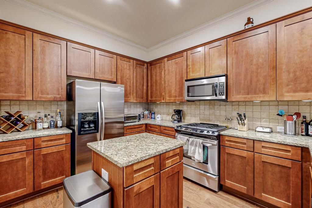 1600 Abrams Road, Unit 39 Dallas, TX 75214 - Photo 12 of 37