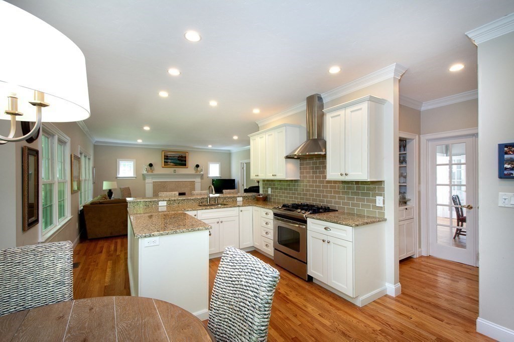 10 Sanctuary Pond Road Cohasset, MA 02025 - Photo 12 of 31