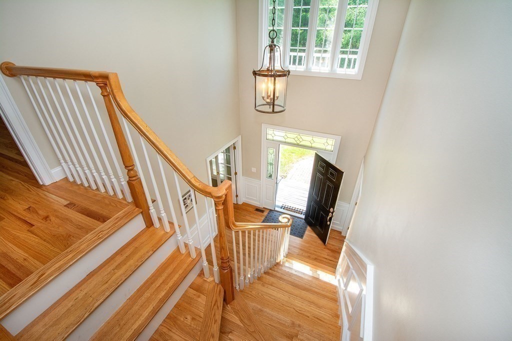 10 Sanctuary Pond Road Cohasset, MA 02025 - Photo 16 of 31