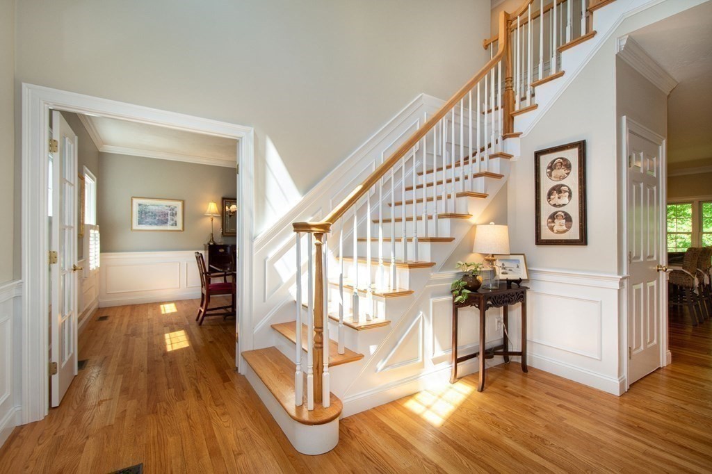 10 Sanctuary Pond Road Cohasset, MA 02025 - Photo 4 of 31