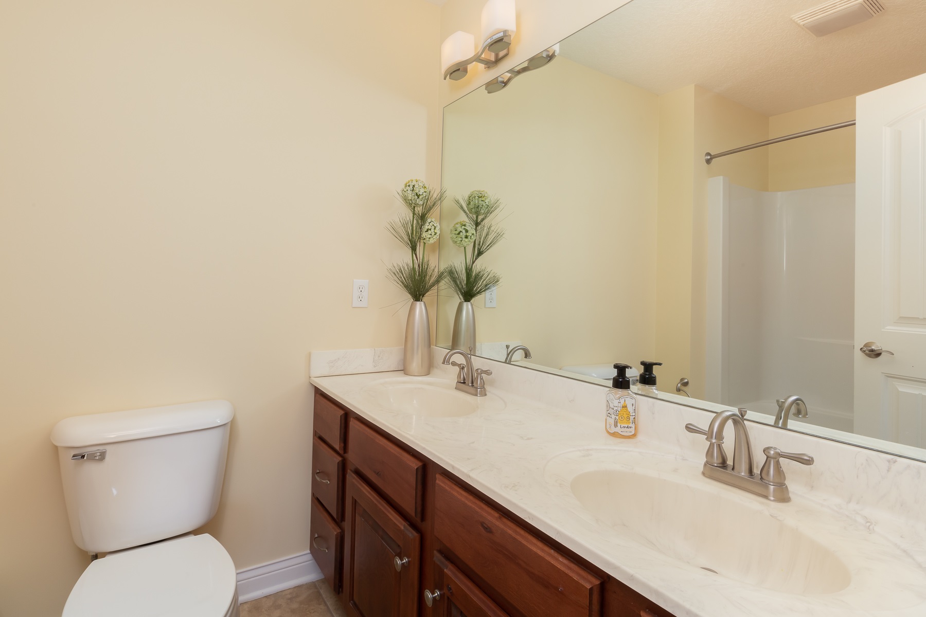 5766 Judge Road Bettendorf, IA 52722 - Photo 23 of 34 Gallery Image 23