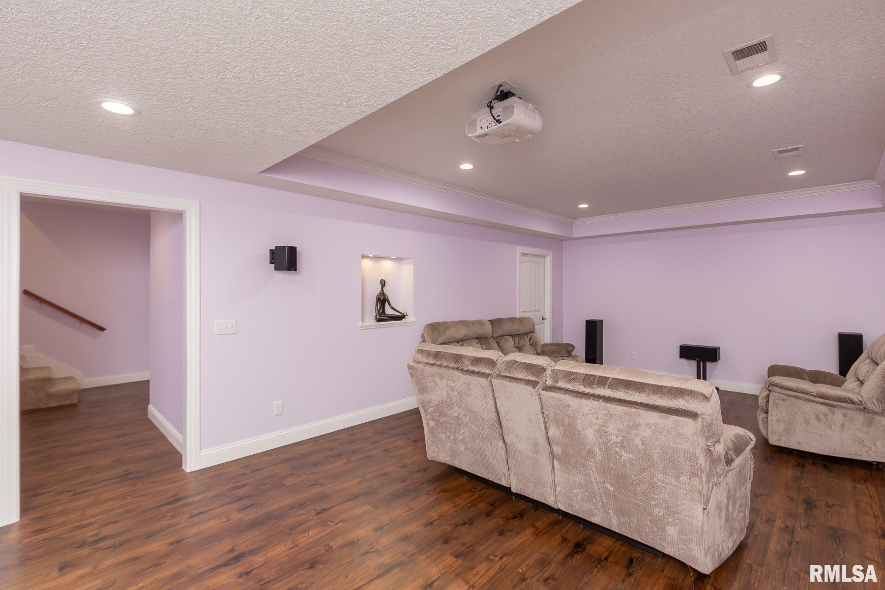 5766 Judge Road Bettendorf, IA 52722 - Photo 24 of 34 Gallery Image 24