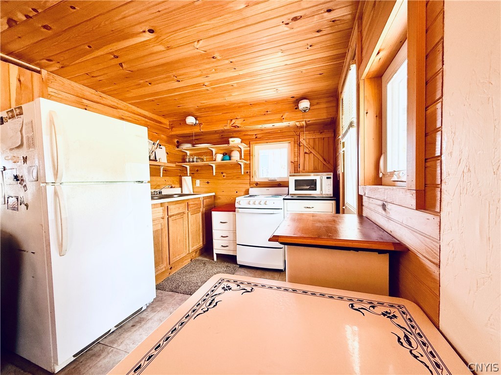 13-15 Bailey Road Macomb, NY 13646 - Photo 18 of 40 cabin 1 kitchen