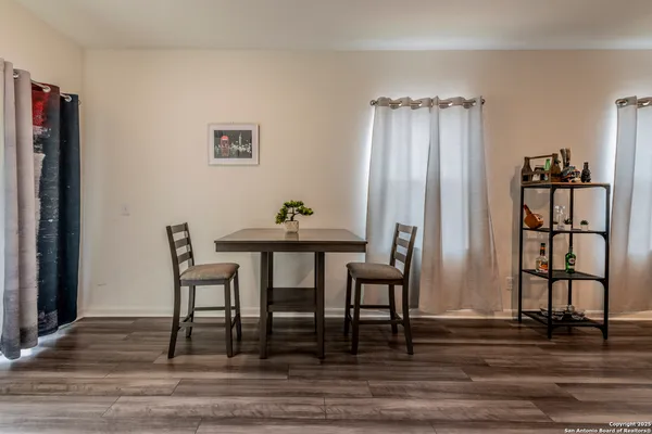 $1,695 | 5612 Pearl Meadow, Converse, TX 78109