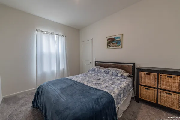 $1,695 | 5612 Pearl Meadow, Converse, TX 78109