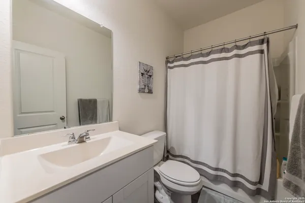 $1,695 | 5612 Pearl Meadow, Converse, TX 78109