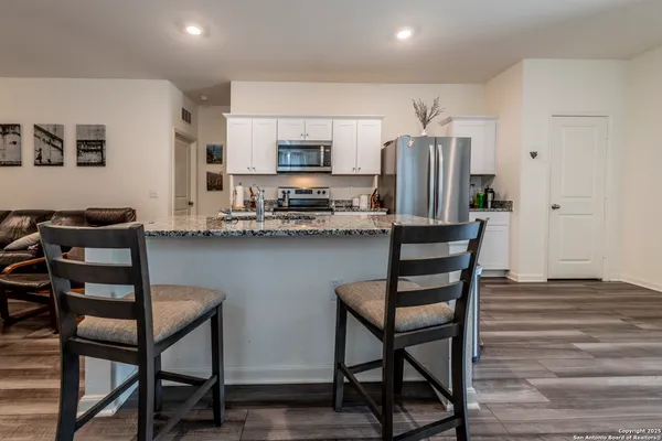 $1,695 | 5612 Pearl Meadow, Converse, TX 78109