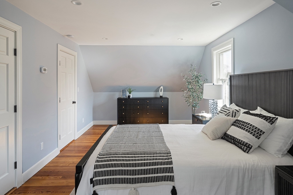 69 Capitol Street Watertown, MA 02472 - Photo 19 of 27