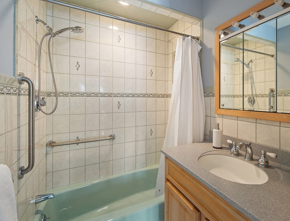 69 Capitol Street Watertown, MA 02472 - Photo 10 of 27