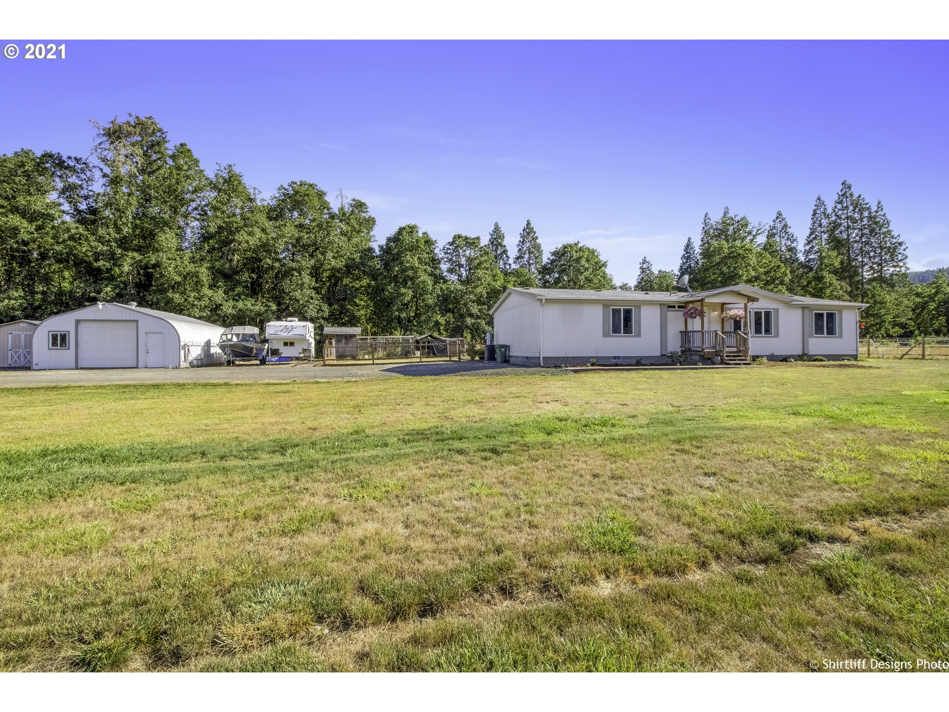 31390 Veatch Road Cottage Grove, OR 97424 - Photo 1 of 32 Gallery Image 1