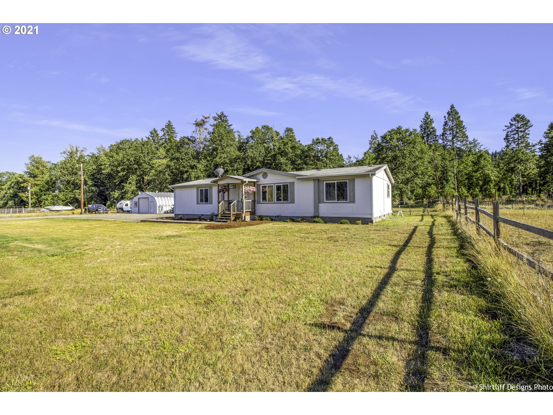 31390 Veatch Road Cottage Grove, OR 97424 - Photo 24 of 32 Gallery Image 24
