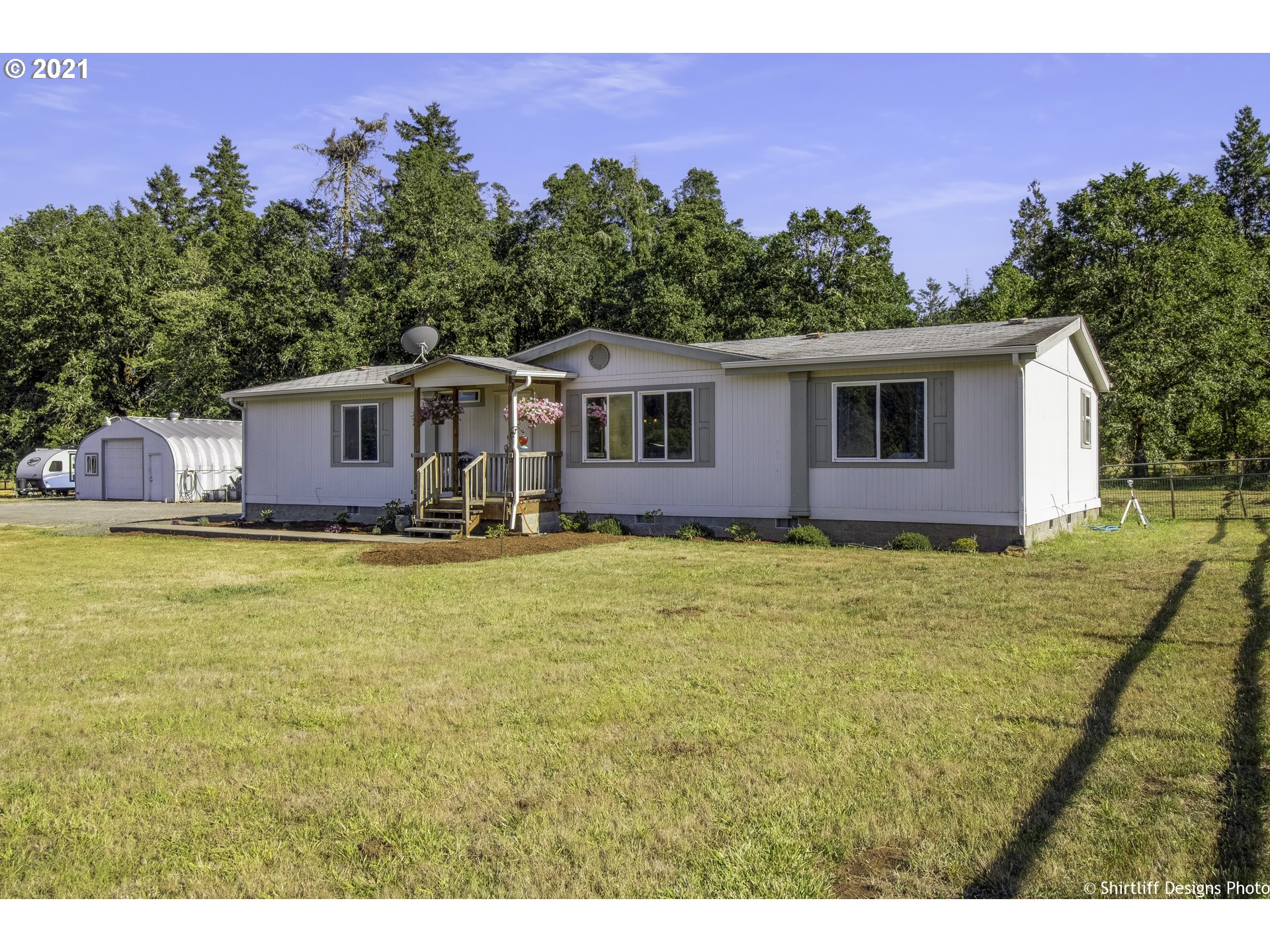 31390 Veatch Road Cottage Grove, OR 97424 - Photo 25 of 32 Gallery Image 25