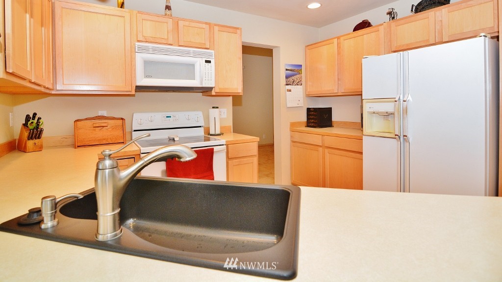 6000 Turley SE Loop Port Orchard, WA 98366 - Photo 7 of 18 Gallery Image 7