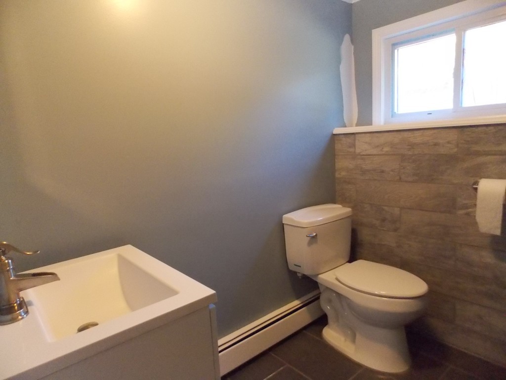 109 Stow Road Marlborough, MA 01752 - Photo 18 of 19 Gallery Image 18