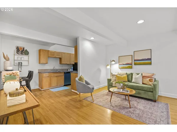 $199,000 | 7302 North New York Avenue, Portland, OR 97203