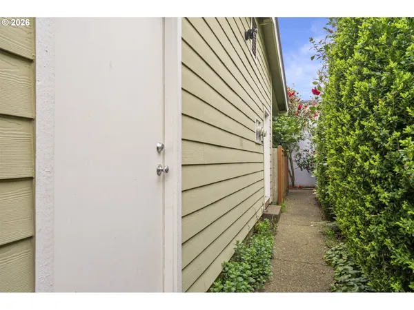 $199,000 | 7302 North New York Avenue, Portland, OR 97203