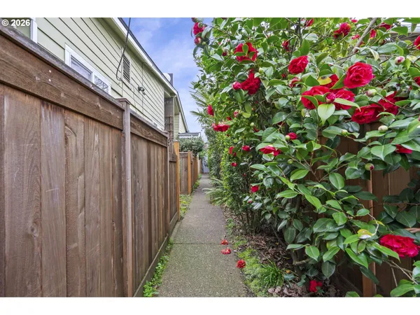 $199,000 | 7302 North New York Avenue, Portland, OR 97203