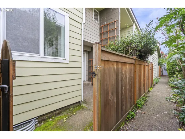 $199,000 | 7302 North New York Avenue, Portland, OR 97203