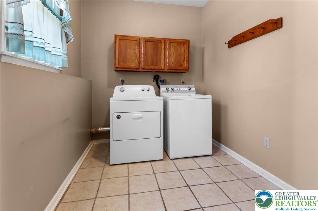 919 Breidinger Road Nazareth, PA 18064 - Photo 12 of 33 a utility room with dryer and washer