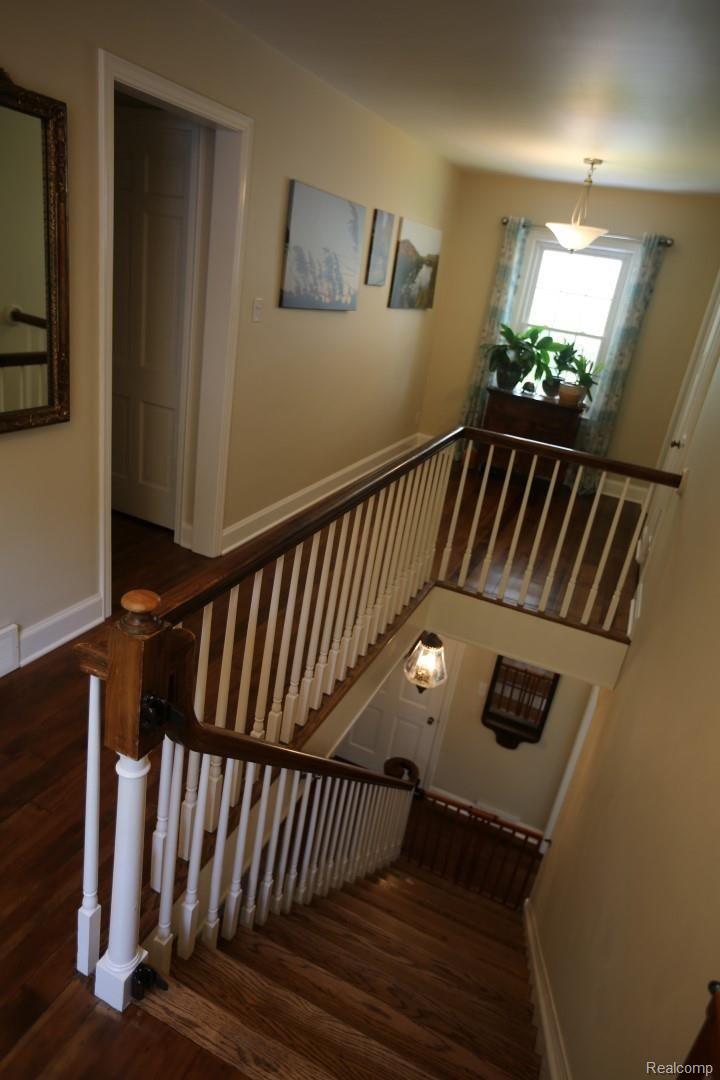 480 Tiplady Road Pinckney, MI 48169 - Photo 29 of 55 upstairs landing