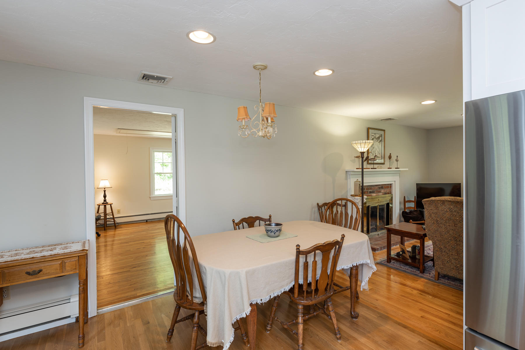 4 South Sandwich Road Mashpee, MA 02649 - Photo 18 of 58 4SouthSandwichRdMashpee-5125