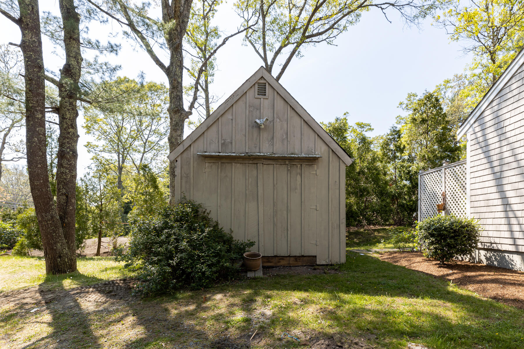 4 South Sandwich Road Mashpee, MA 02649 - Photo 26 of 58 4SouthSandwichRdMashpee-5186