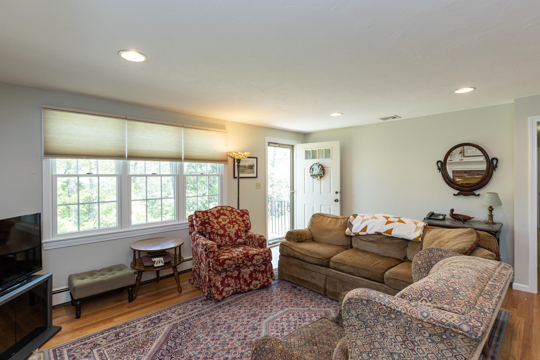 4 South Sandwich Road Mashpee, MA 02649 - Photo 9 of 58 4SouthSandwichRdMashpee-5108