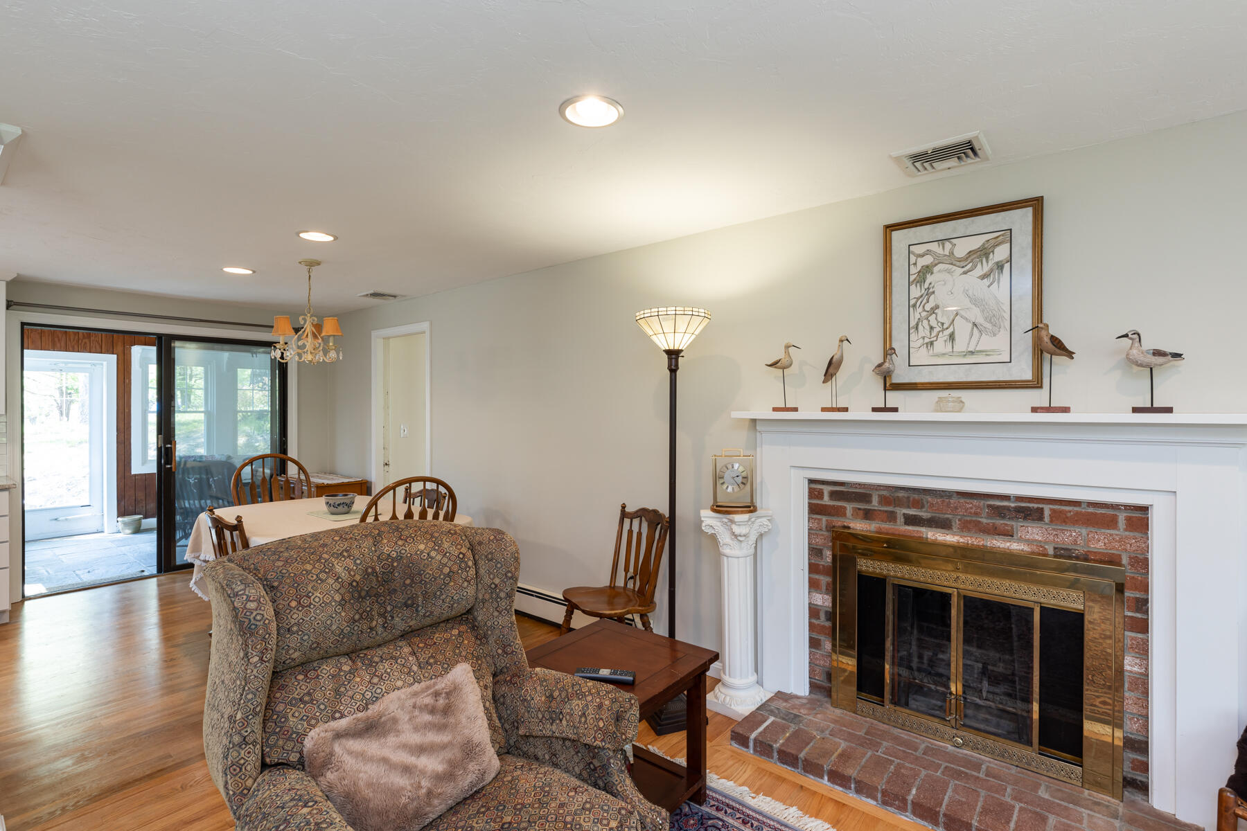 4 South Sandwich Road Mashpee, MA 02649 - Photo 10 of 58 4SouthSandwichRdMashpee-5112