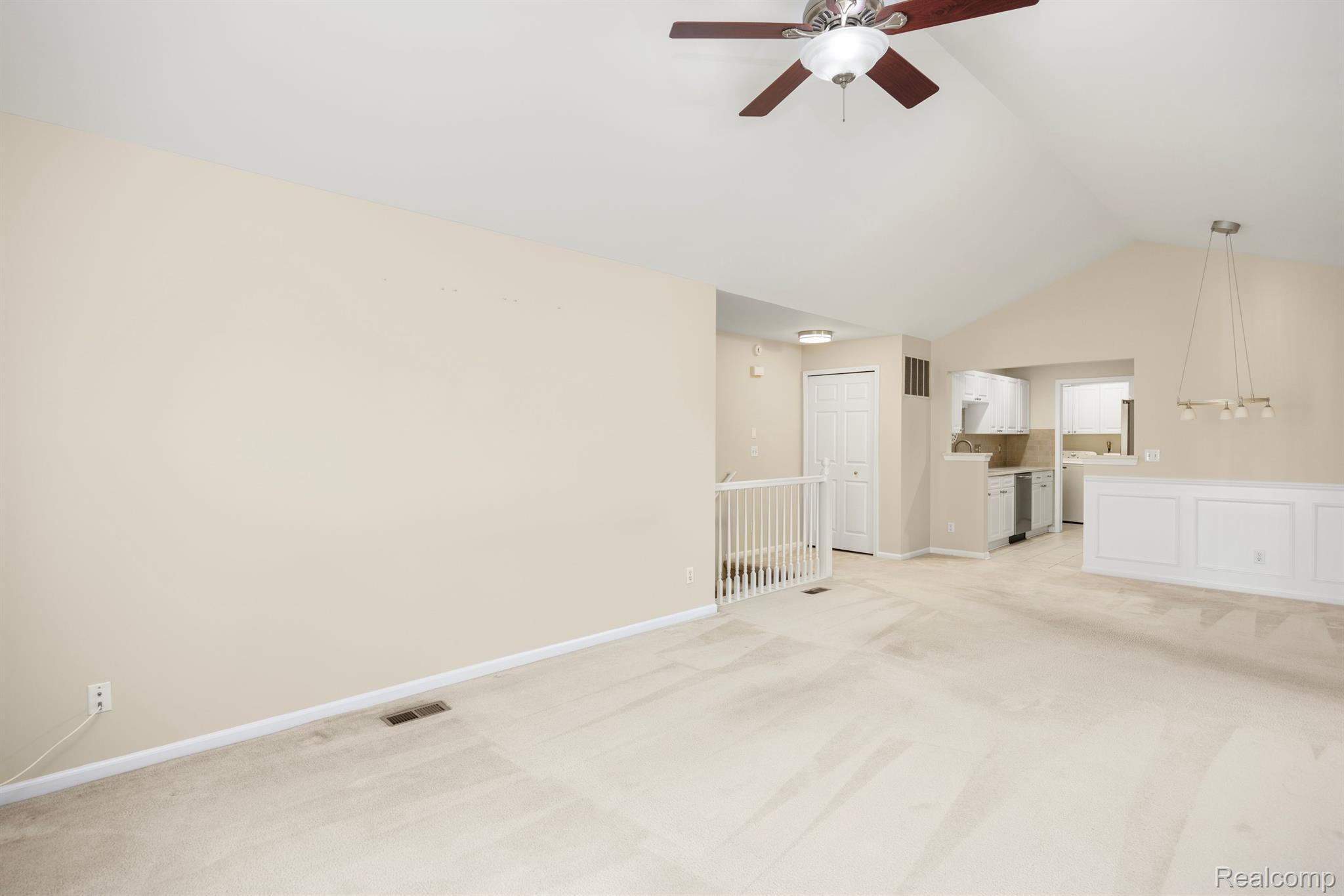 5354 Brookemonte Circle Rochester, MI 48306 - Photo 11 of 34 Great Room