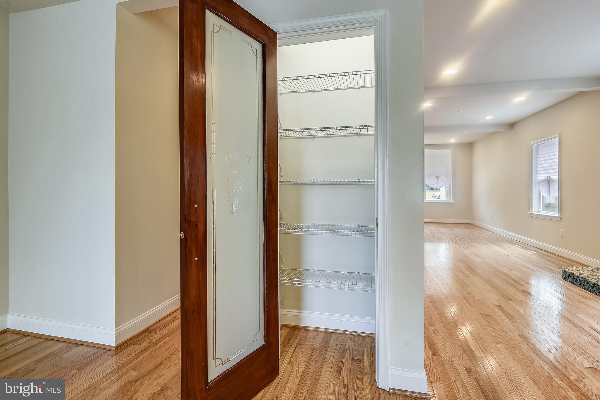 7820 Renshaw Road Pasadena, MD 21122 - Photo 28 of 76 Lighted pantry