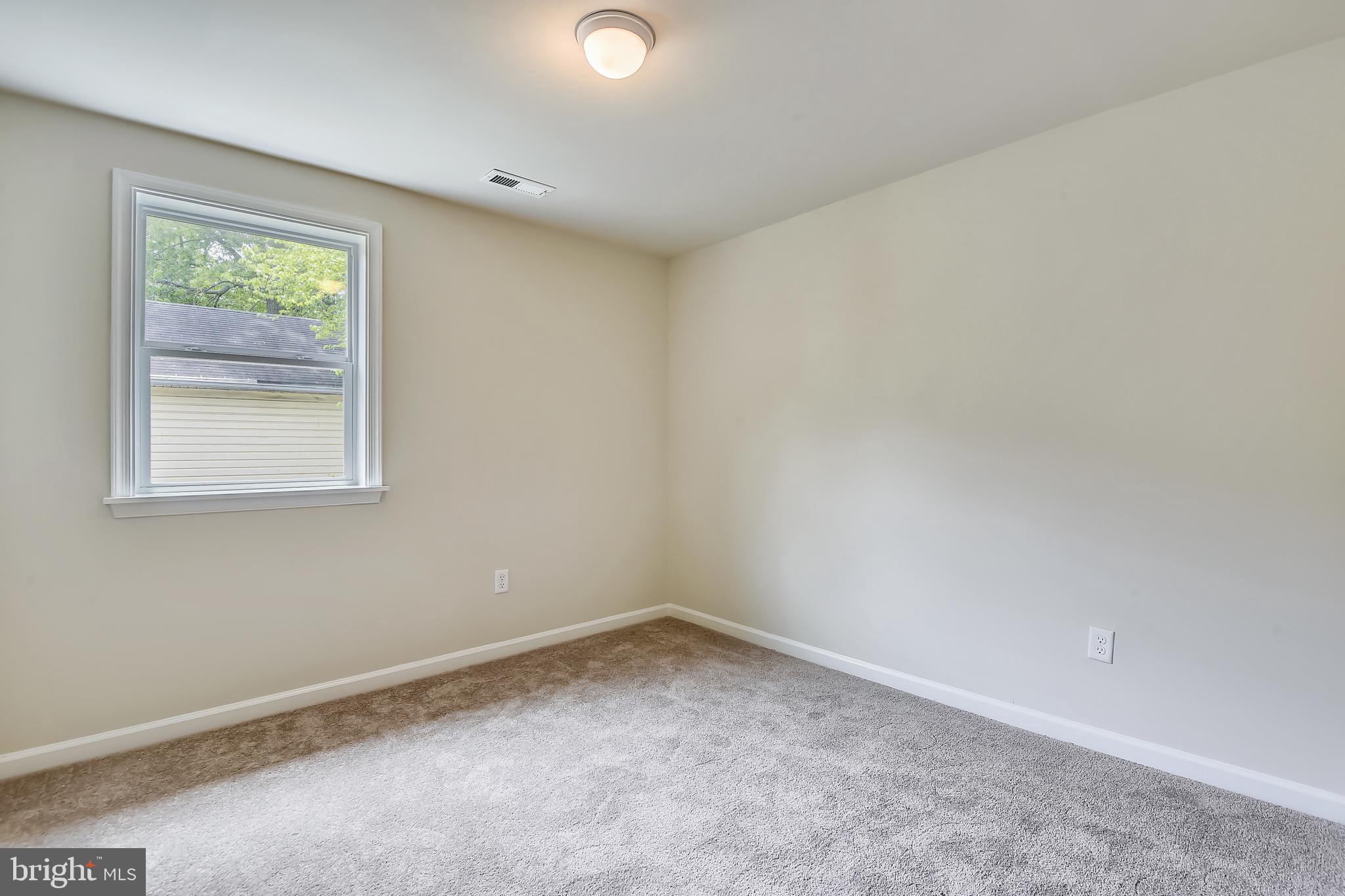 7820 Renshaw Road Pasadena, MD 21122 - Photo 39 of 76 Gallery Image 39