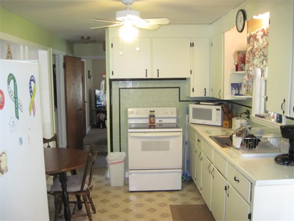 52 Northgate Road Northborough, MA 01532 - Photo 3 of 8 Gallery Image 3