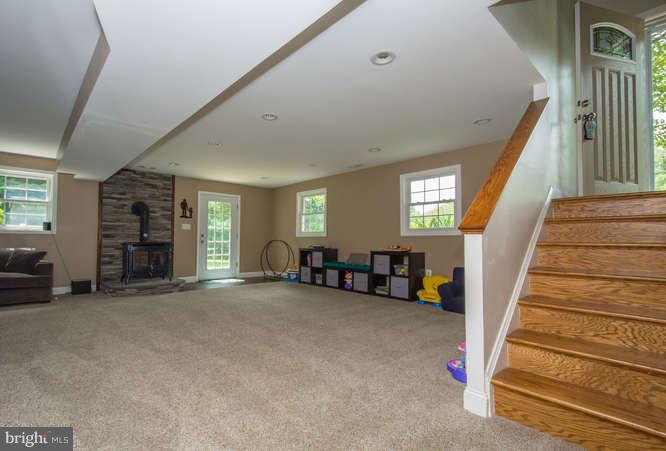 10911 Rawley Road New Market, MD 21774 - Photo 17 of 23 Family Room