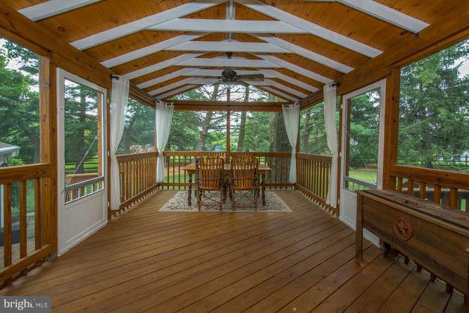 10911 Rawley Road New Market, MD 21774 - Photo 21 of 23 Beautiful Screen Porch