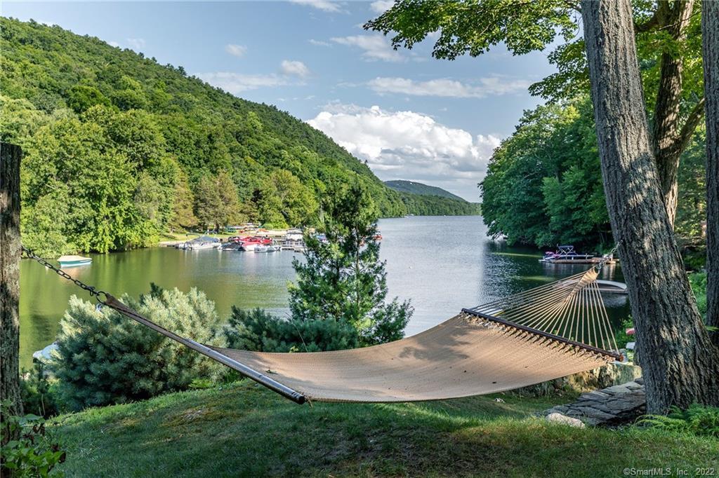 8 Cedar Point Drive Sherman, CT 06784 - Photo 4 of 30