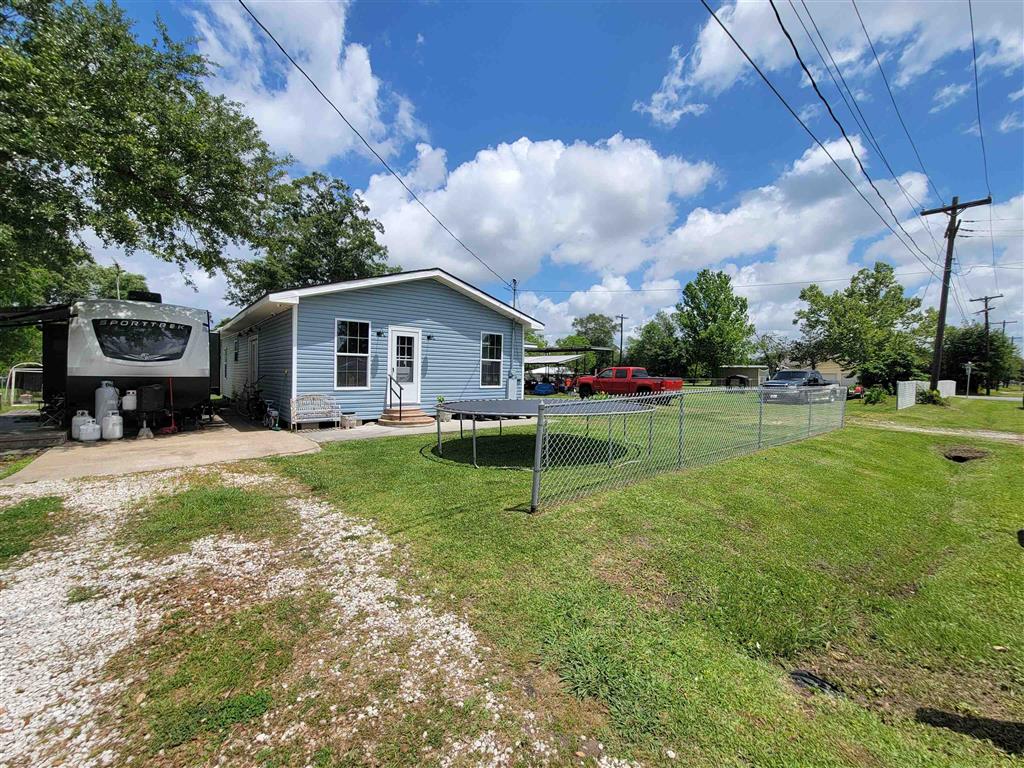1706 Mill Street Vinton, LA 70668 - Photo 2 of 16